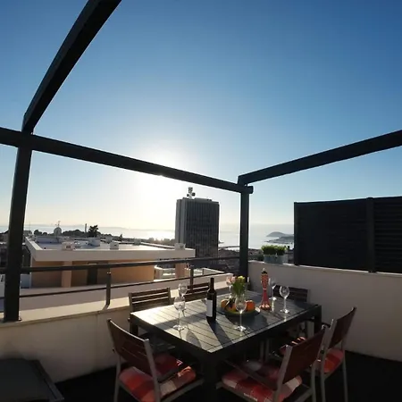 Apartment Jacuzzi Sky Split
