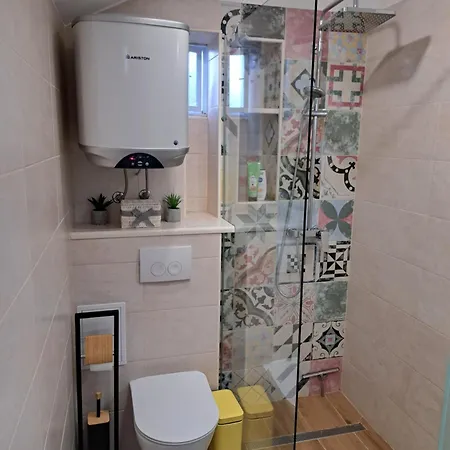 Jacuzzi Sky Apartment *